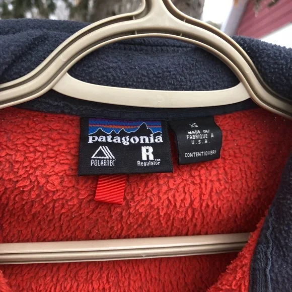 Patagonia Red Regulator Polartec Fleece Zip-Up Jacket with Black Collar - Picture 5 of 7